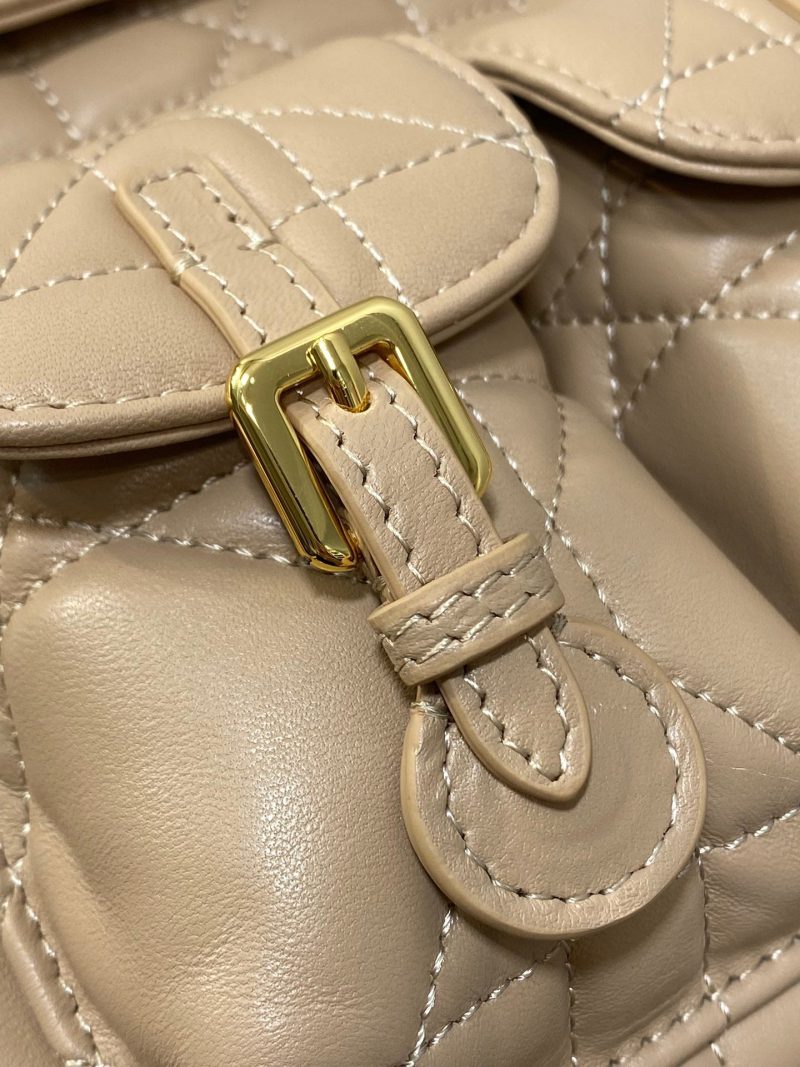 img_2b46f204_20241104_i1730710344_8922_1_jpg MEDIUM 25 CARO BACKPACK ALMOND BEIGE MACROCANNAGE LAMBSKIN