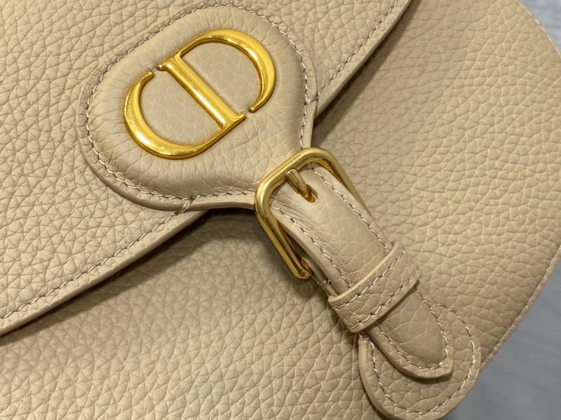 img_2b46f204_20241104_i1730711485_5550_5_jpg MEDIUM 27 BOBBY BAG IN TAN BEIGE LAMBSKIN