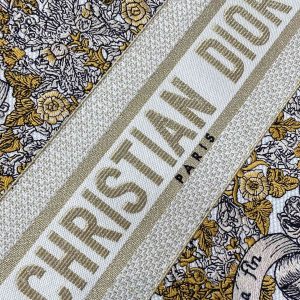 MEIDUM 36 BOOK TOTE IN COLORFUL CANVAS 226304