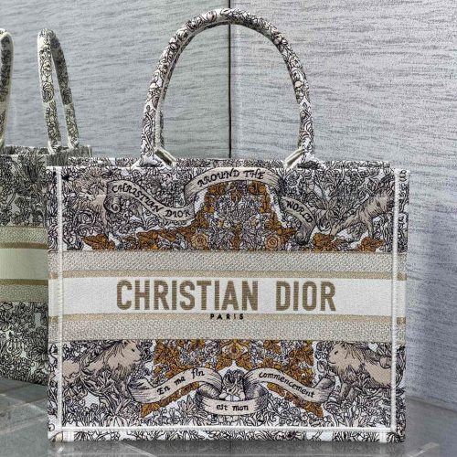 img_2b46f204_20241108_i1731043290_1550_7_jpg MEIDUM 36 BOOK TOTE IN COLORFUL CANVAS 226304