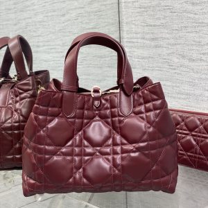 ALWAYS MEDIUM 28 BAG IN BURGUNDY RED MACROCANNAGE CALFSKIN
