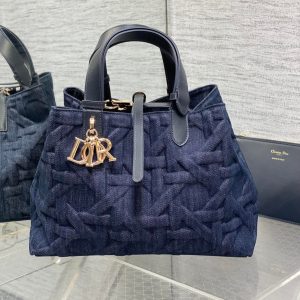 img_2b46f204_20241120_i1732091773_5595_4_jpg MEDIUM 28 TOUJOURS BAG IN BLUE GRAPHIC CANNAGE DENIM