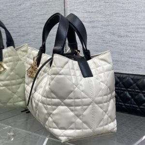 img_2b46f204_20241120_i1732117058_5542_3_jpg ALWAYS MINI 28 BAG IN WHITE MIX BLACK MACROCANNAGE CALFSKIN