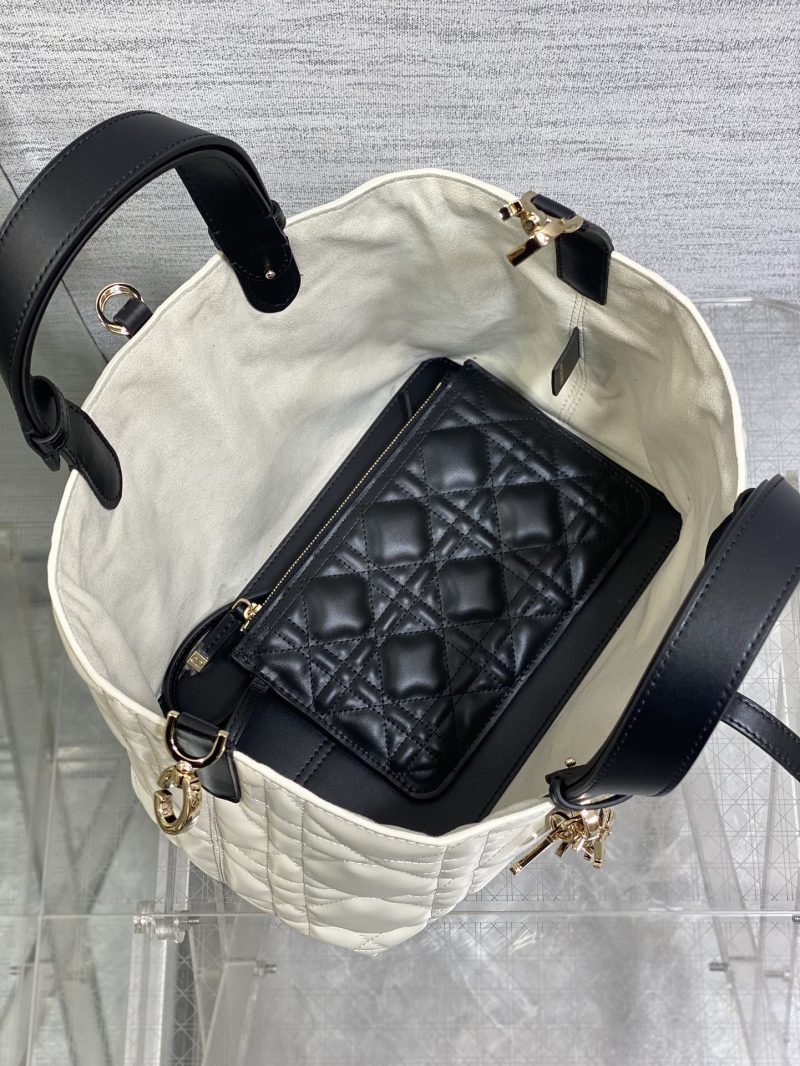 img_2b46f204_20241120_i1732117059_5776_5_jpg ALWAYS MINI 28 BAG IN WHITE MIX BLACK MACROCANNAGE CALFSKIN