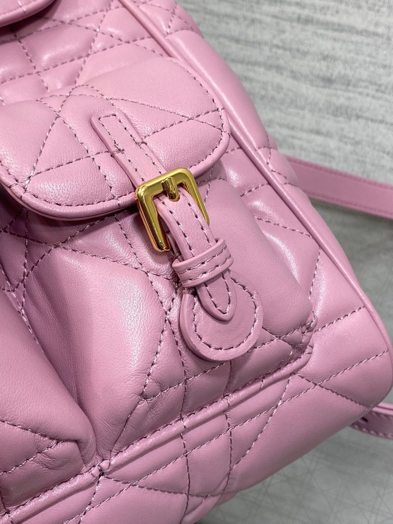 img_2b46f204_20241121_i1732172301_6545_1_jpg MEDIUM 25 CARO BACKPACK FLAMINGO PINK MACROCANNAGE LAMBSKIN