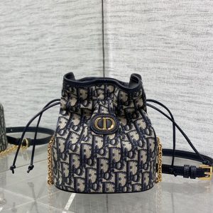 img_2b46f204_20241125_i1732524323_7611_4_jpg MONTAIGNE MINI 18 BUCKET BAG WITH DRAWSTRING IN BLUE OBLIQUE JACQUARD