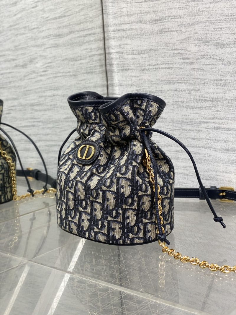 img_2b46f204_20241125_i1732524323_8559_0_jpg MONTAIGNE MINI 18 BUCKET BAG WITH DRAWSTRING IN BLUE OBLIQUE JACQUARD