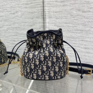 img_2b46f204_20241125_i1732524324_6431_8_jpg MONTAIGNE MINI 18 BUCKET BAG WITH DRAWSTRING IN BLUE OBLIQUE JACQUARD