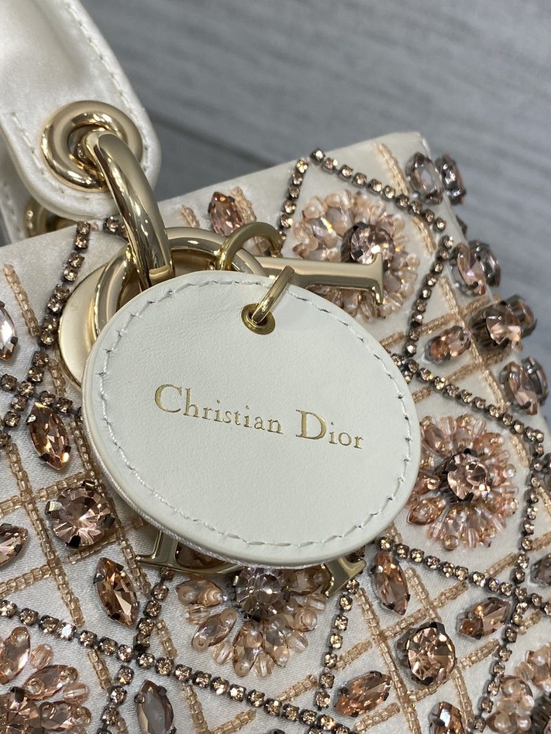 img_2b46f204_20241129_i1732850448_1356_8_jpg MINI 22 LADY BAG IN WHITE SATIN WITH COLORFUL EMBROIDERED BEADWORK