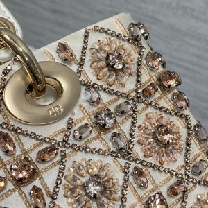 img_2b46f204_20241129_i1732850448_9391_5_jpg MINI 22 LADY BAG IN WHITE SATIN WITH COLORFUL EMBROIDERED BEADWORK