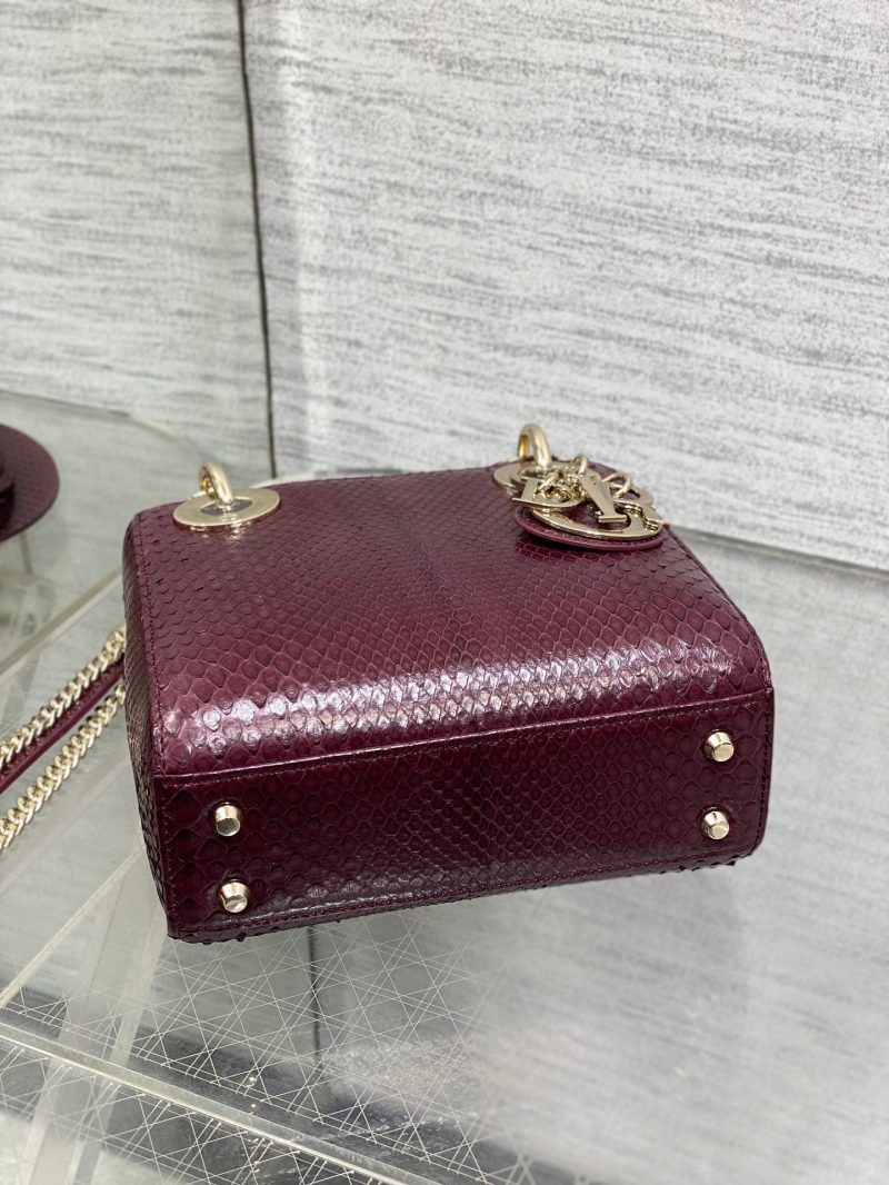 img_2b46f204_20241129_i1732851448_2502_0_jpg MINI 17 LADY BAG IN PLUM PURPLE SNAKESKIN PATTERN LAMBSKIN