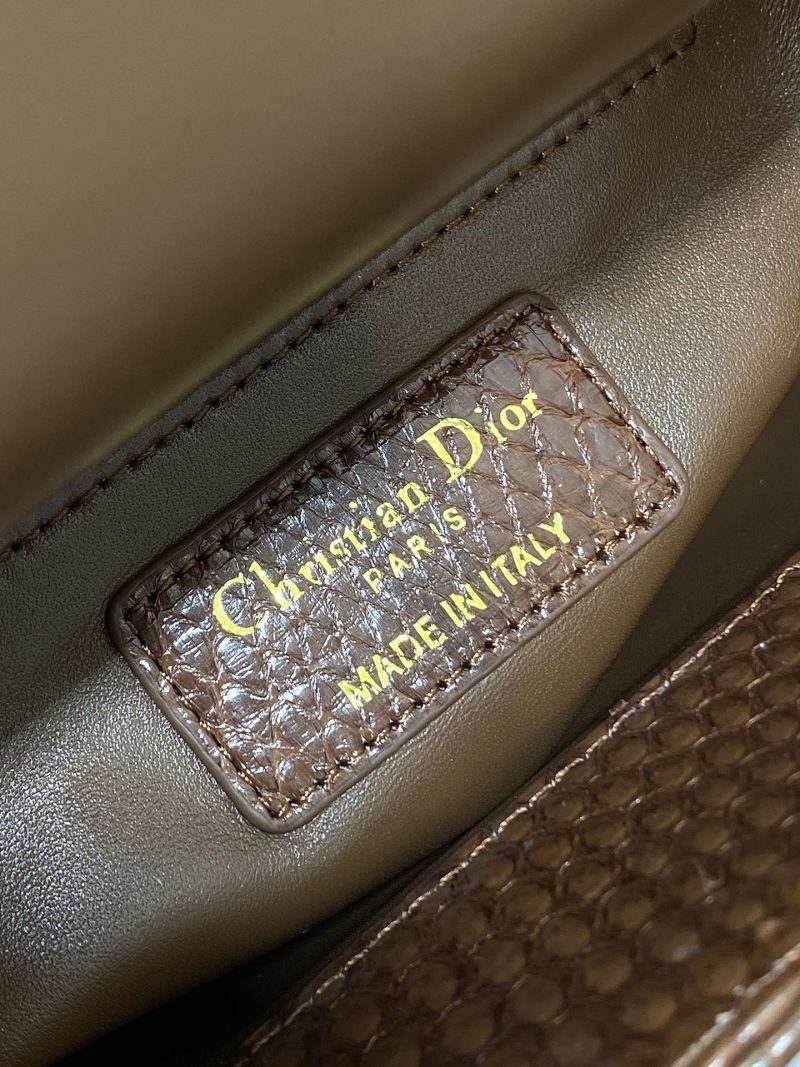 img_2b46f204_20241129_i1732851514_2089_5_jpg_9f0a6865-f223-4171-847c-5d9641329c09 MINI 17 LADY BAG IN PEACAN BROWN METALLIC LAMBSKIN