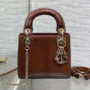 img_2b46f204_20241129_i1732851514_3442_0_jpg MINI 17 LADY BAG IN PEACAN BROWN METALLIC LAMBSKIN
