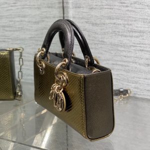 img_2b46f204_20241129_i1732857884_7802_7_jpg MEDIUM 22 LADY BAG IN GOLD METALLIC LAMBSKIN