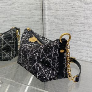 STAR HOBO 28 BAG WITH CHAIN BLACK MIX WHITE CANNAGE TWEED WITH GOLD HARDWARE