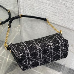 STAR HOBO 28 BAG WITH CHAIN BLACK MIX WHITE CANNAGE TWEED WITH GOLD HARDWARE