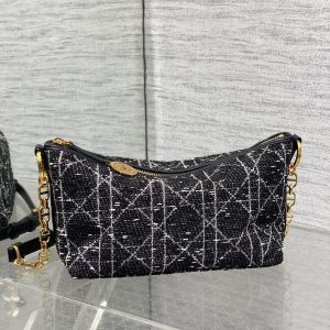 STAR HOBO 28 BAG WITH CHAIN BLACK MIX WHITE CANNAGE TWEED WITH GOLD HARDWARE