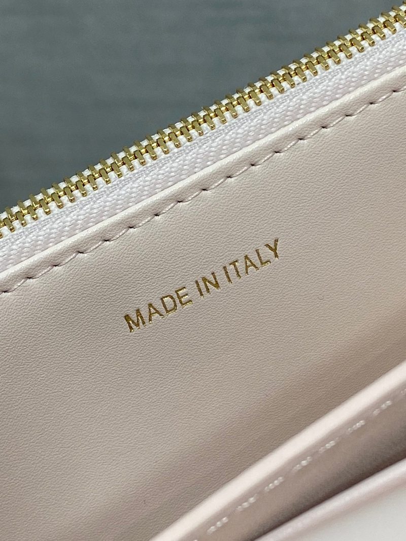 CD Miss Caro 17 Bag Light Pink Calfskin 246427