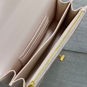 CD Miss Caro 17 Bag Light Pink Calfskin 246427