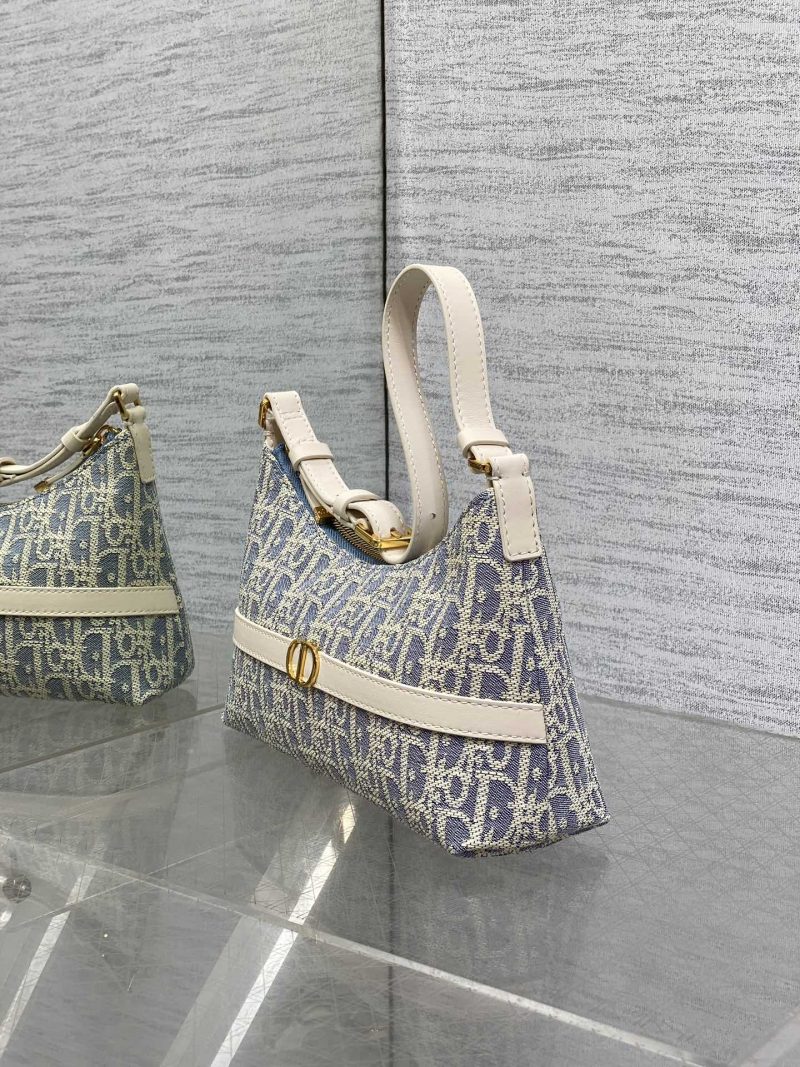 CD Miss Caro 24 blue raffia-effect fabric