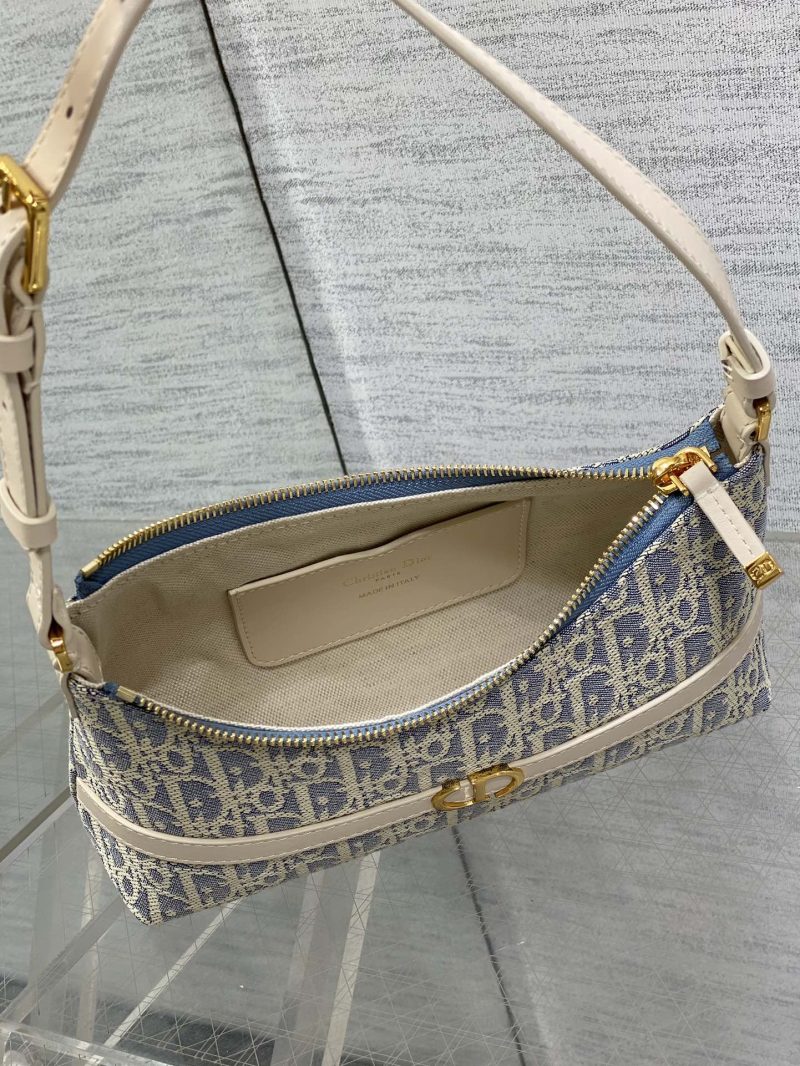 CD Miss Caro 24 blue raffia-effect fabric