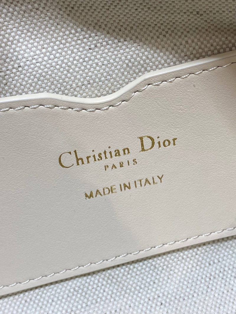 CD Miss Caro 24 blue raffia-effect fabric