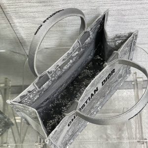 img_2b46f204_20250610_i1749545647_4398_4_jpg CD Medium Dior Book Tote Scotland’s National Flower Pattern Grey Cotton