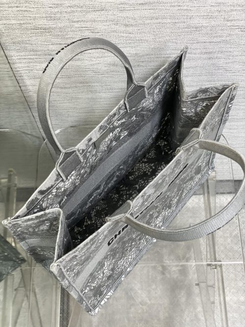 CD Large Dior Book Tote Scotland’s National Flower Pattern Grey Cotton