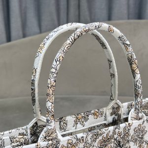 CD Book Tote 36.5 Beige White Canvas