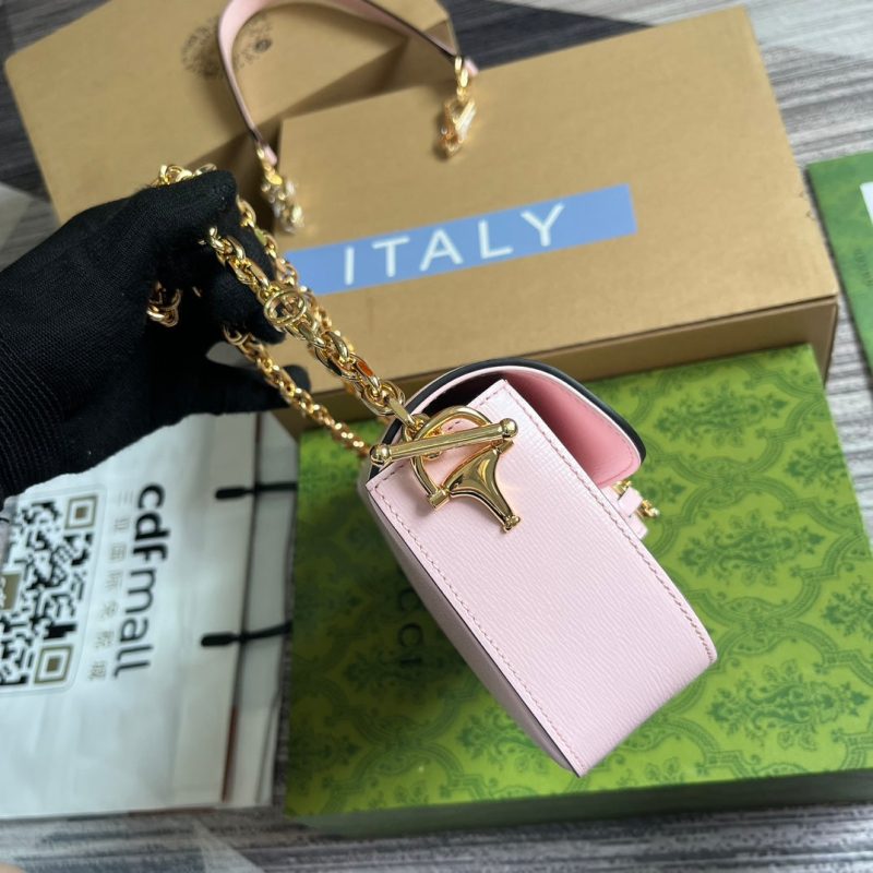 img_545dbde1_20231031_i1698767735_6990_2_jpg DIAMOND HORSEBIT SHOULDER BAG 24 IN LIGHT PINK CALFSKIN GOLD HARDWARE