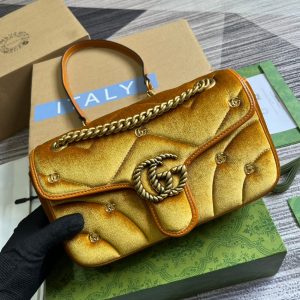 img_545dbde1_20231215_i1702648449_3382_0_jpg GG MARMONT MEDIUM 26 BAG IN GOLDEN VELVET