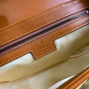 img_545dbde1_20231215_i1702648449_8842_7_jpg GG MARMONT MEDIUM 26 BAG IN GOLDEN VELVET