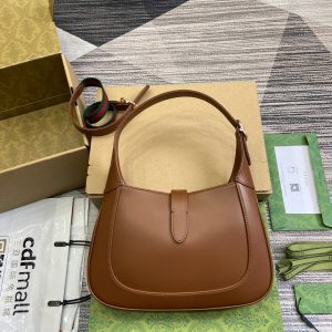 img_545dbde1_20240403_i1712152150_5576_6_jpg JACKIE SMALL SHOULDER BAG 27 IN TAWNY BROWN CALFSKIN GOLD HARDWARE