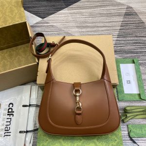 img_545dbde1_20240403_i1712152150_8734_5_jpg JACKIE SMALL SHOULDER BAG 27 IN TAWNY BROWN CALFSKIN GOLD HARDWARE