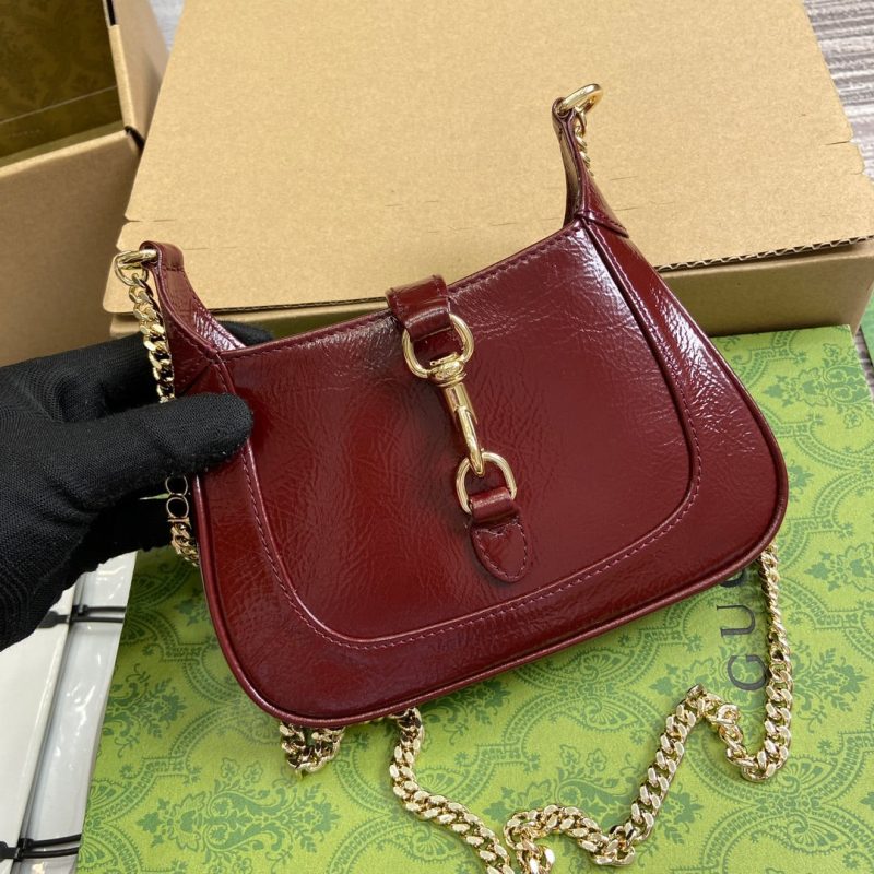 img_545dbde1_20240405_i1712321878_7991_3_jpg JACKIE NOTTE MINI BAG 19 IN RED WINE CRACKED LACQUER CALFSKIN GOLD HARDWARE