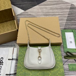 img_545dbde1_20240406_i1712409369_3196_5_jpg JACKIE NOTTE MINI BAG 19 IN WHITE CALFSKIN GOLD HARDWARE