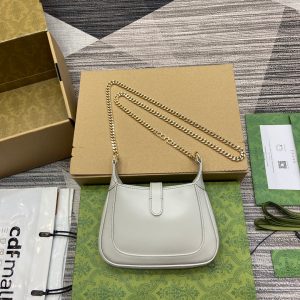 img_545dbde1_20240406_i1712409369_8413_2_jpg JACKIE NOTTE MINI BAG 19 IN WHITE CALFSKIN GOLD HARDWARE