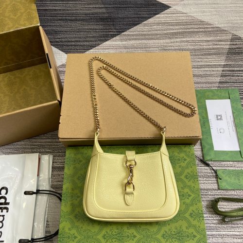 img_545dbde1_20240417_i1713365894_9240_1_jpg JACKIE NOTTE MINI BAG 19 IN LIGHT YELLOW CRACKED LACQUER CALFSKIN GOLD HARDWARE