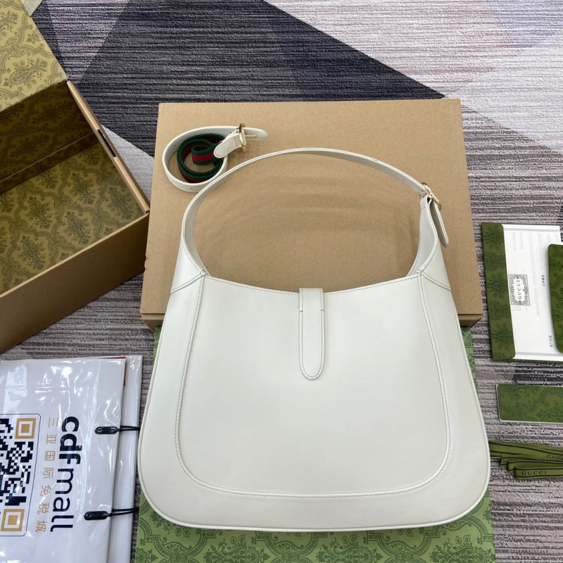 img_545dbde1_20240619_i1718805581_3041_6_jpg JACKIE MEDIUM SHOULDER BAG 35 IN WHITE CALFSKIN GOLD HARDWARE