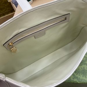 img_545dbde1_20240619_i1718805581_8192_1_jpg JACKIE MEDIUM SHOULDER BAG 35 IN WHITE CALFSKIN GOLD HARDWARE