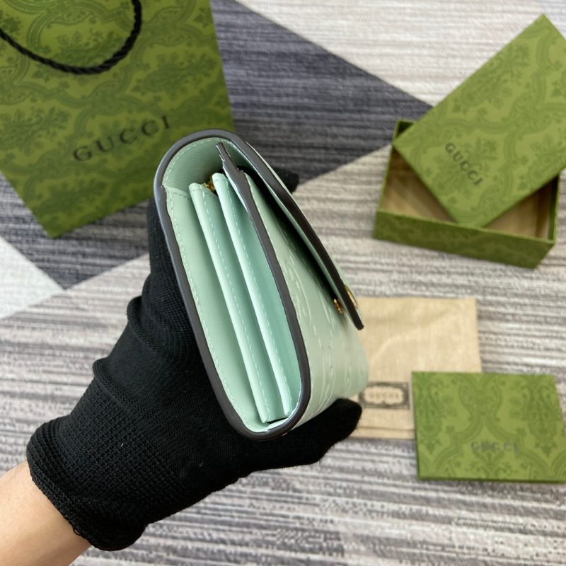 img_545dbde1_20240713_i1720878345_9041_4_jpg CONTINENTAL WALLET 19 IN MINT GREEN EMBOSSED CALFSKIN GOLD HARDWARE