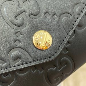 CONTINENTAL WALLET 19 IN BLACK EMBOSSED CALFSKIN GOLD HARDWARE