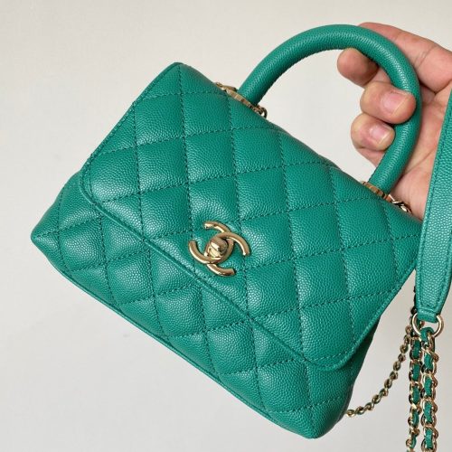 CC 25s Handle Bag 19 Pink Leather Green Caviar Gold Hardware