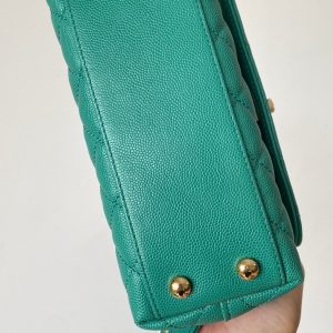 CC 25s Handle Bag 19 Pink Leather Green Caviar Gold Hardware