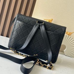 img_5b277192_20241112_i1731423100_8160_1_jpg CC 2025 Backpack 30cm Black Gold Backpack Sheepskin 298105