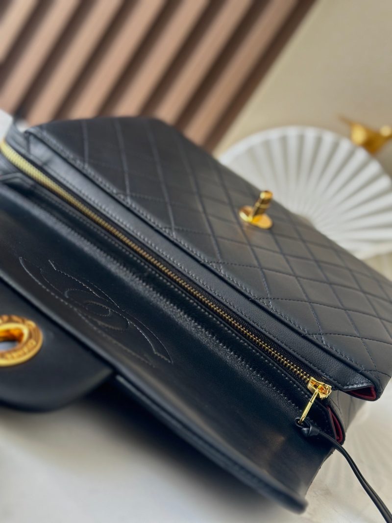 img_5b277192_20241112_i1731423101_8496_6_jpg CC 2025 Backpack 30cm Black Gold Backpack Sheepskin 298105