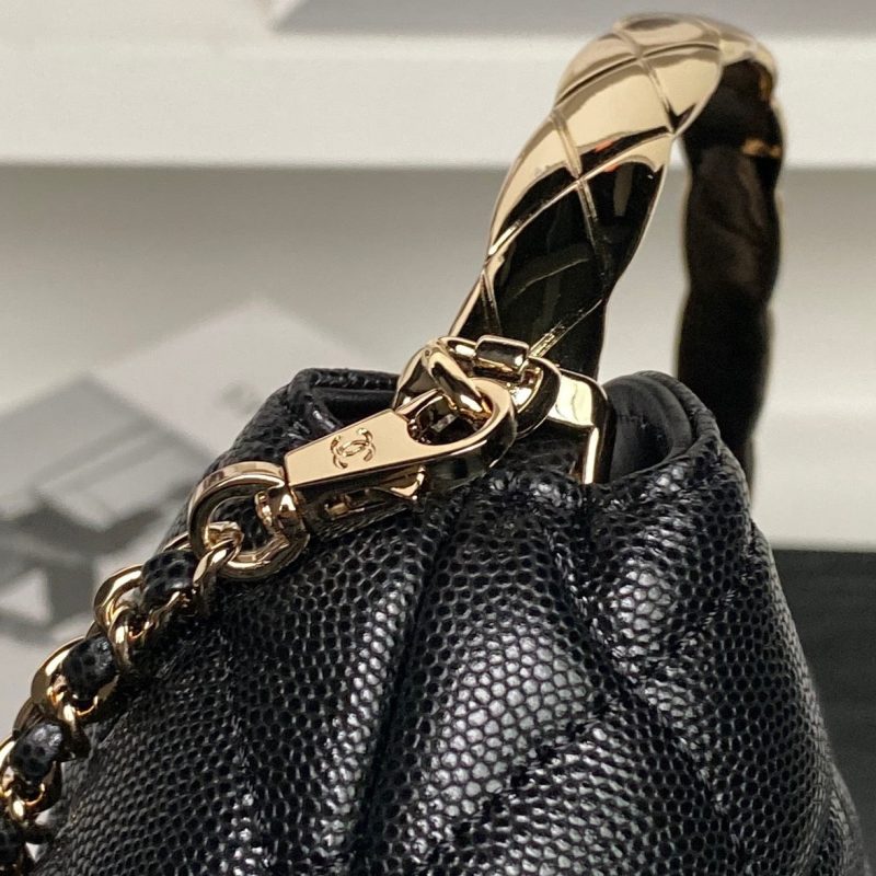 img_70762a6f_20250413_i1744551923784_1203_0_4_jpg CC Coco Crush Handle Lunch Bag Black Caviar Leather