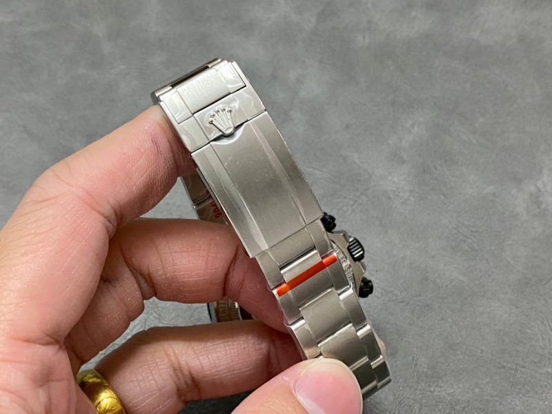 Rolex Daytona 40mm Silver Black