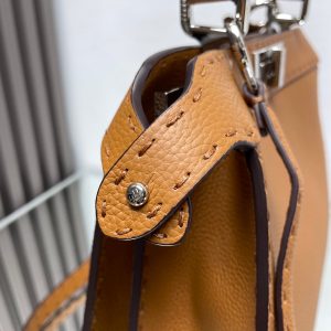 PEEKABOO MEDIUM 33 BROWN CALFSKIN SILVER HARDWARE