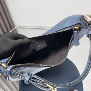 FendiIGRAPHY MEDIUM 29 IN QUEEN SMOOTH LAMBSKIN GOLD HARDWARE